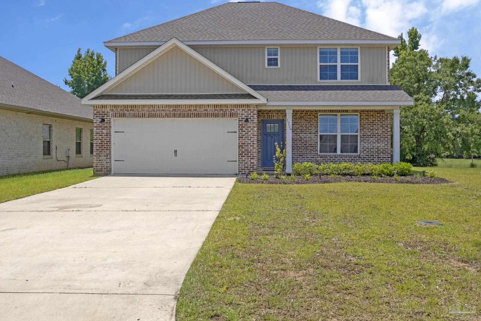 Property Photo:  1229 Meadow Trl  FL 32533 