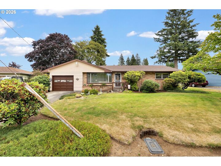 Property Photo: 207 Baltimore Way WA 98664