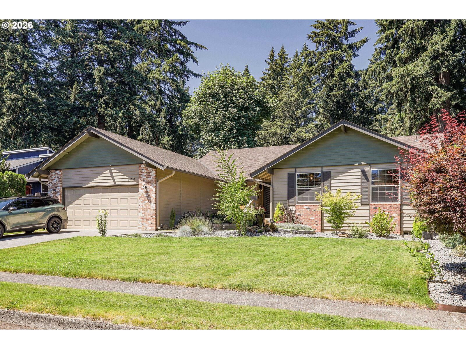 Property Photo:  10310 SE 14th Cir  WA 98664 