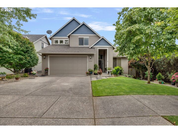 Property Photo:  40442 Therese St  OR 97055 