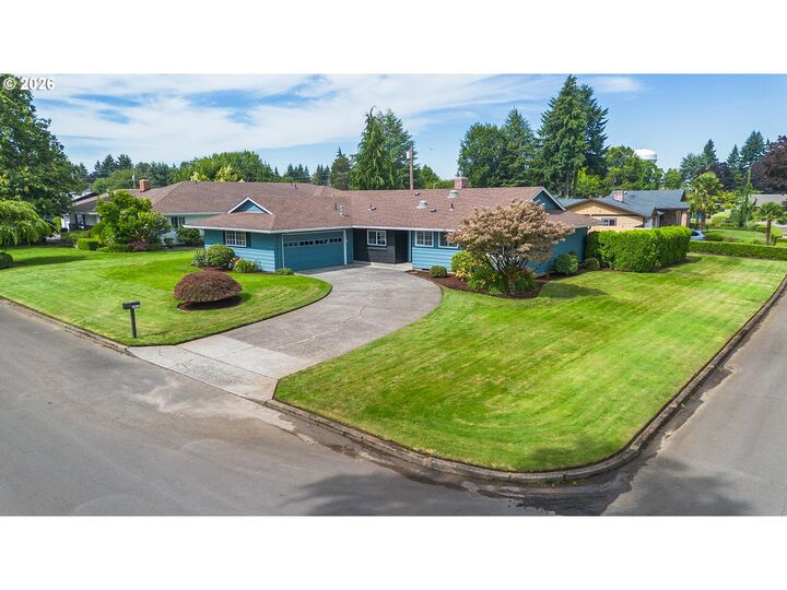 Property Photo:  1212 Missoula Ave  WA 98661 