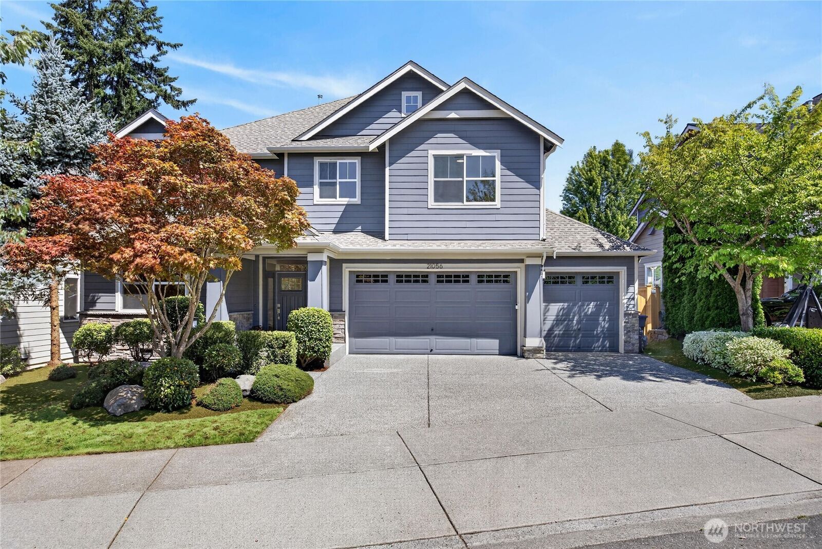 Property Photo: 21056 SE 6th Place WA 98074