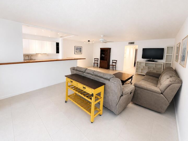 Property Photo:  1207 S Drive Way C  FL 33445 