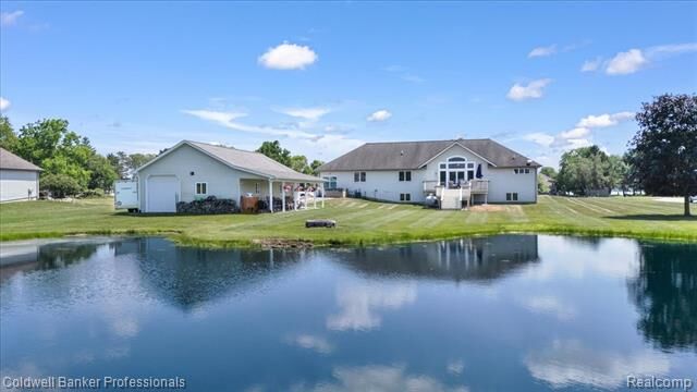 Property Photo: 5554 Sandy Lane MI 48421