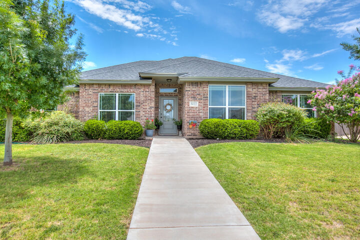 Property Photo:  5022 Red Oak Lane  TX 76904 