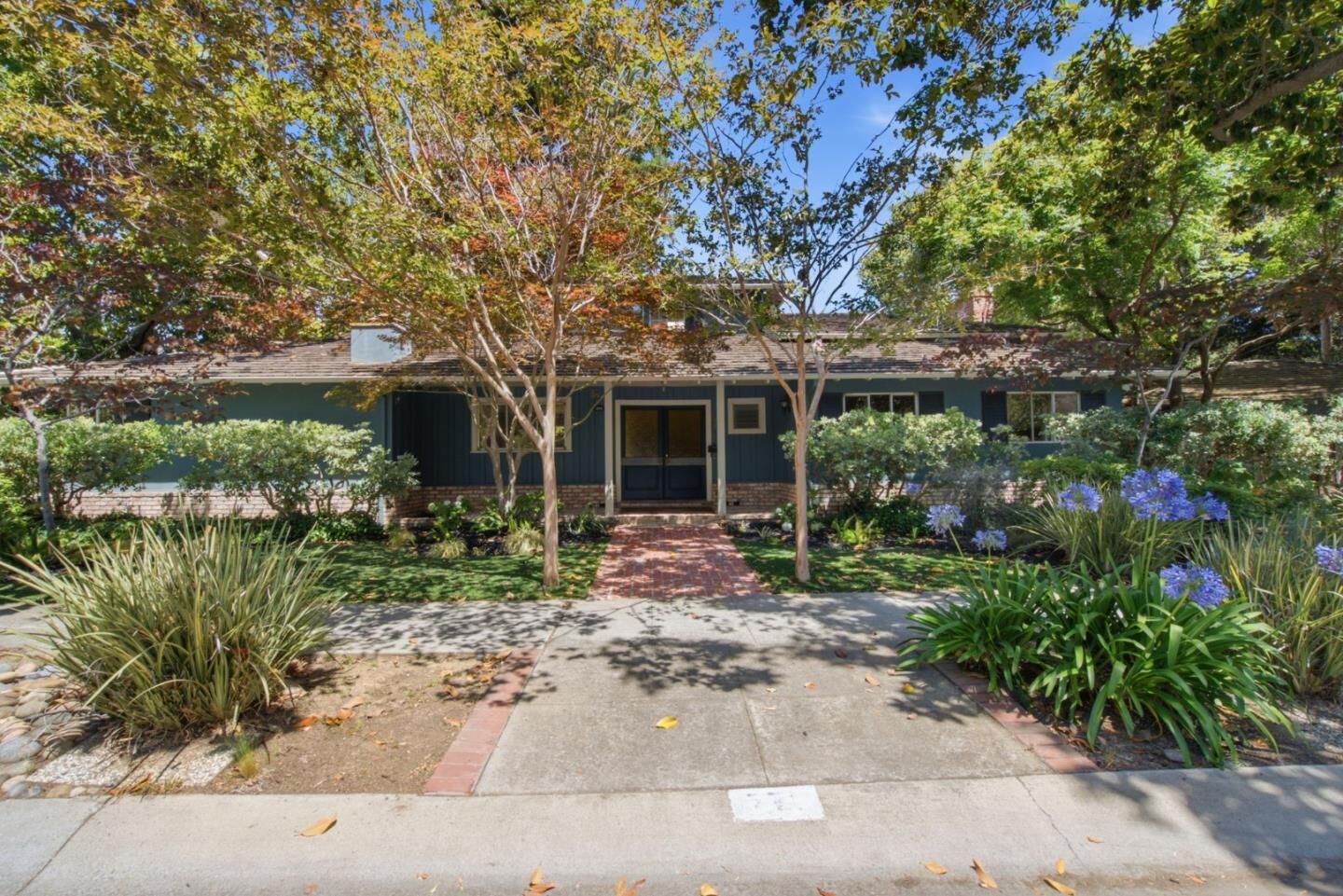 Property Photo: 771 Center Drive CA 94301