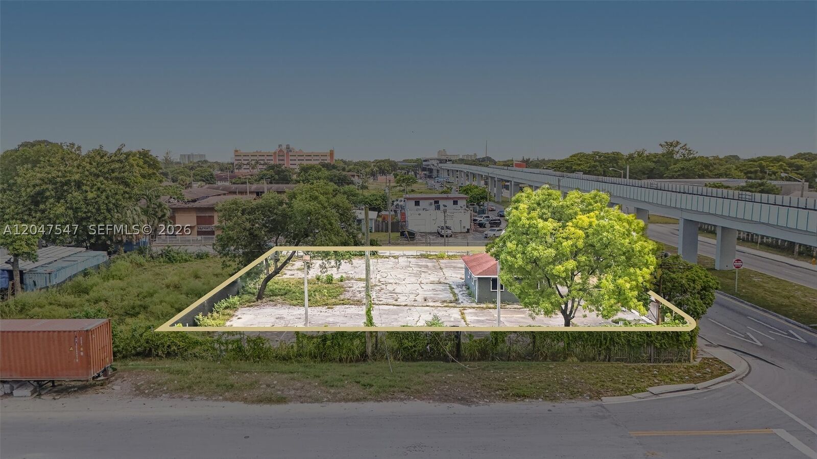 Property Photo: 6801 NW 27th Ave FL 33147