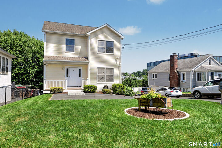 Property Photo: 21 Whitmore Lane 1 CT 06902