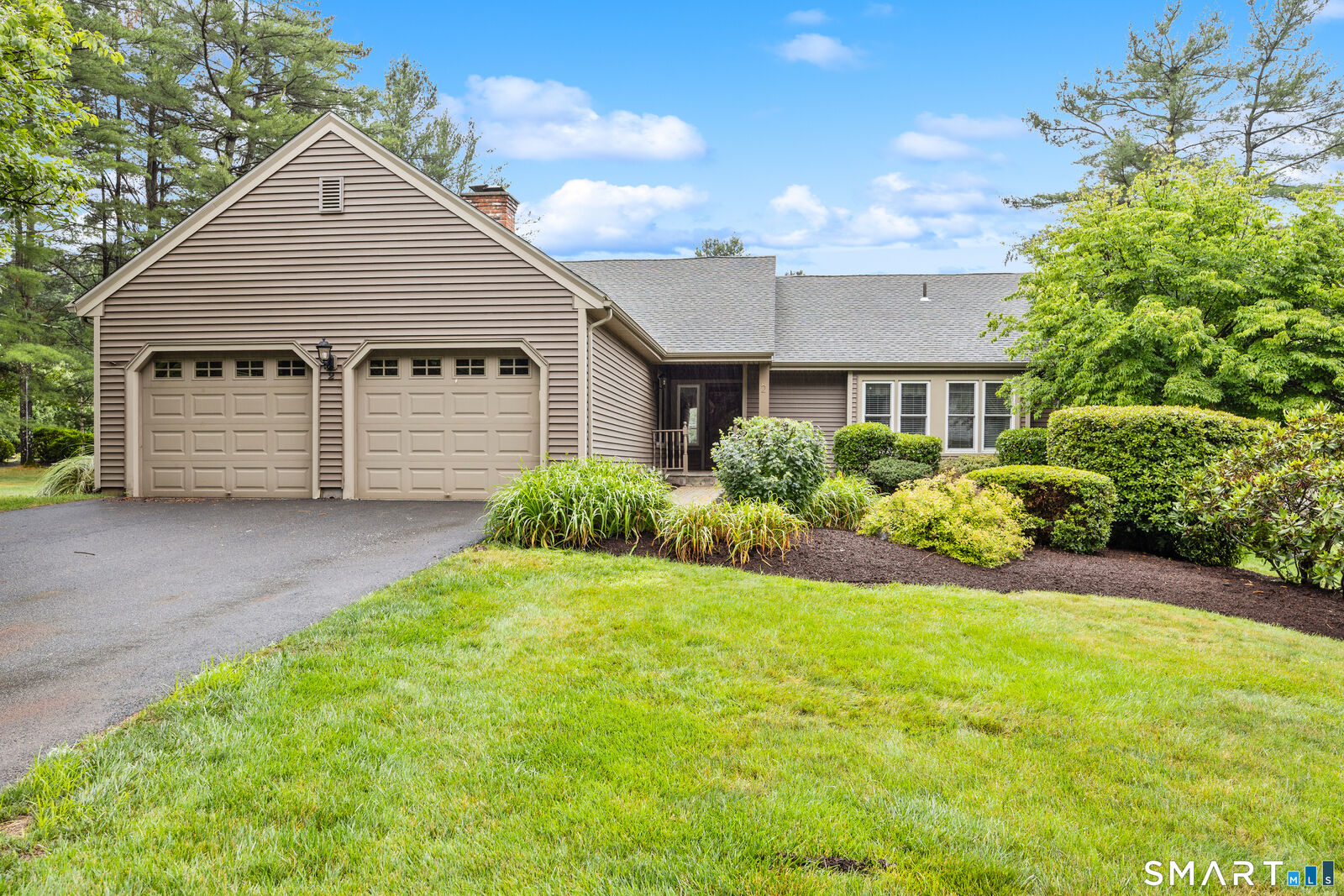 Property Photo: 2 Saxon Woods Court CT 06410