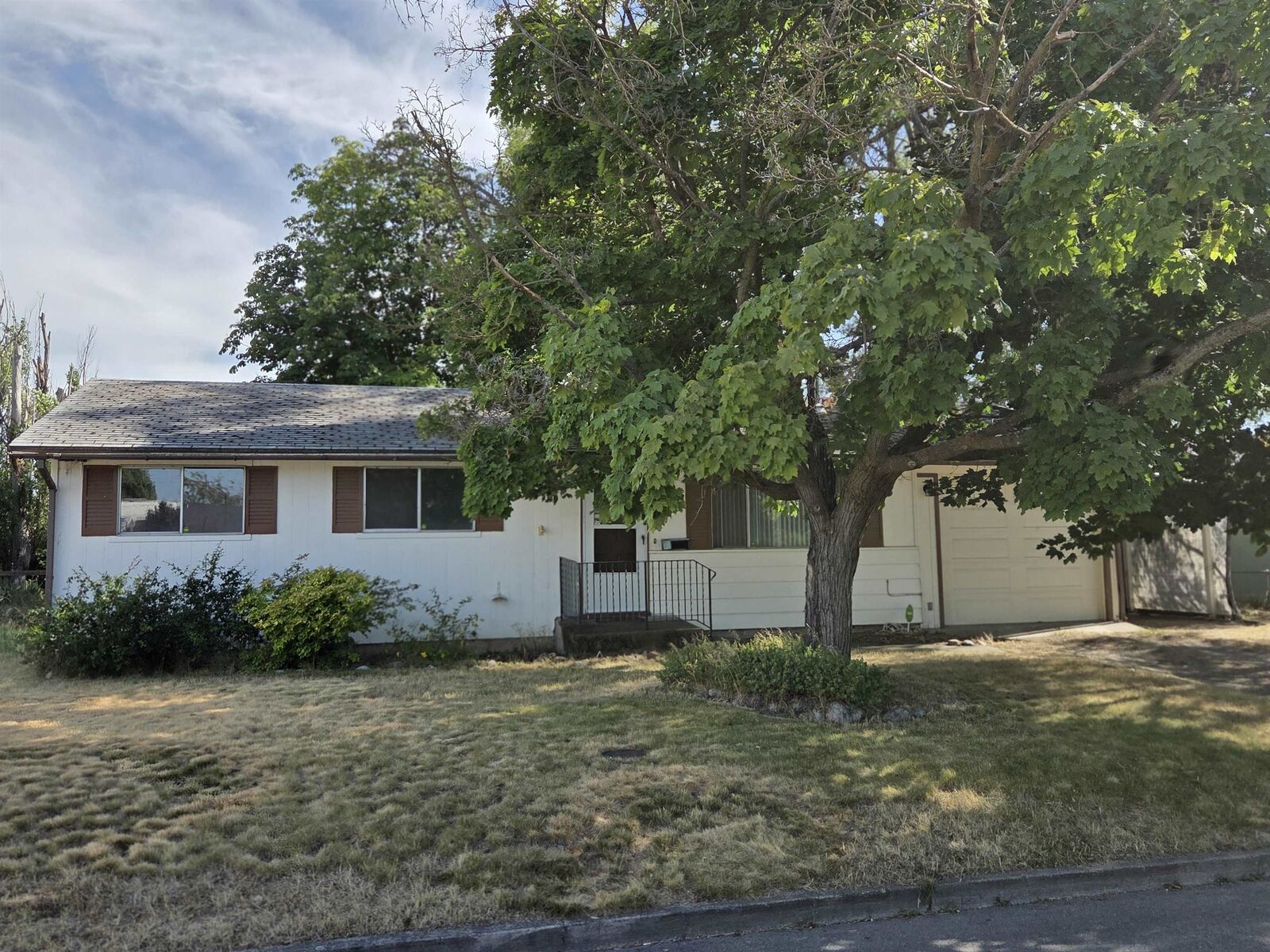 Property Photo:  13412 E Desment Ave  WA 99216 