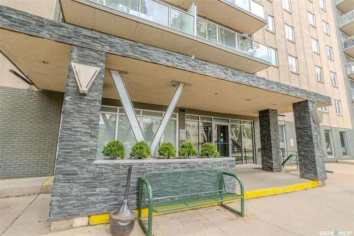 Property Photo: 320 5th Avenue N 408 SK S7K 2P5