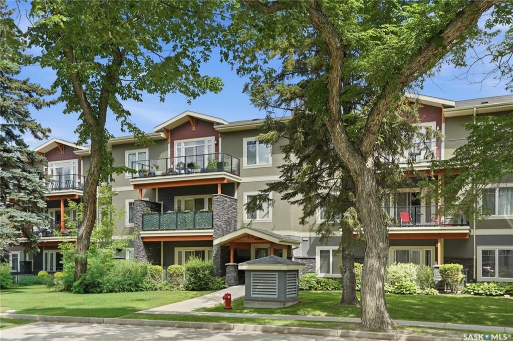 Property Photo:  721 8th Street 203  SK S7H 0R4 