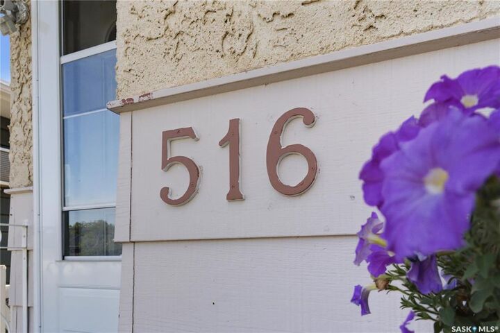 Property Photo: 516 Hamilton Street SK S4R 2A9