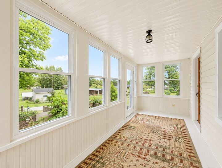 Property Photo: 164 Burnett Extension OH 45631
