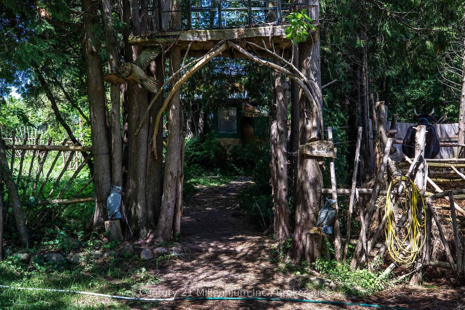 Property Photo:  612608 Sideroad 61 N/A  ON N0G 2A0 