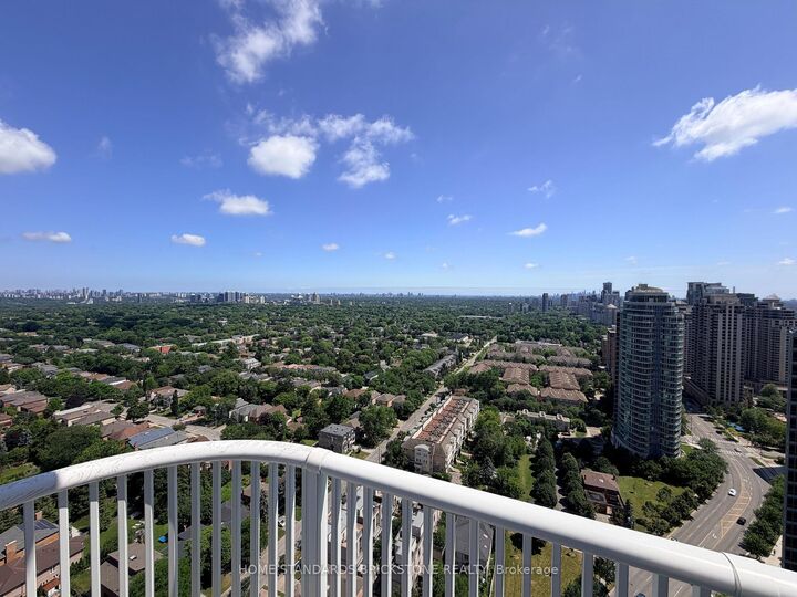 Property Photo: 36 Olive Avenue 3209 ON M2N 4P9