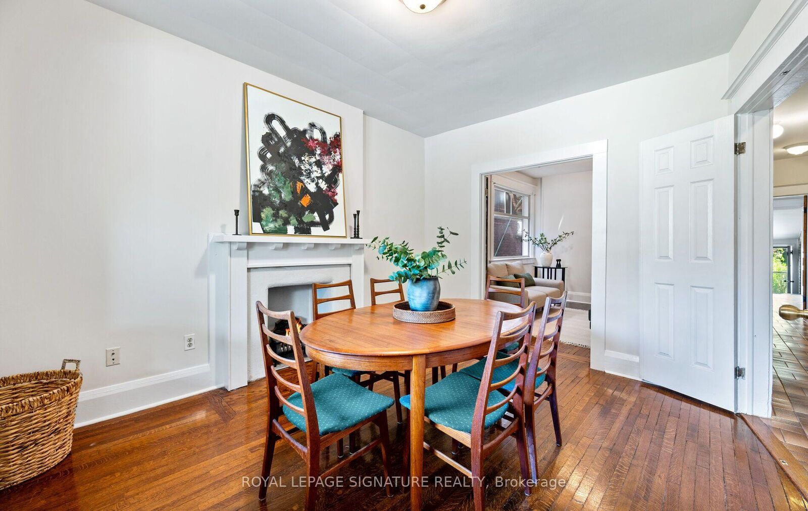 Property Photo: 222 Melita Avenue ON M6G 2A2