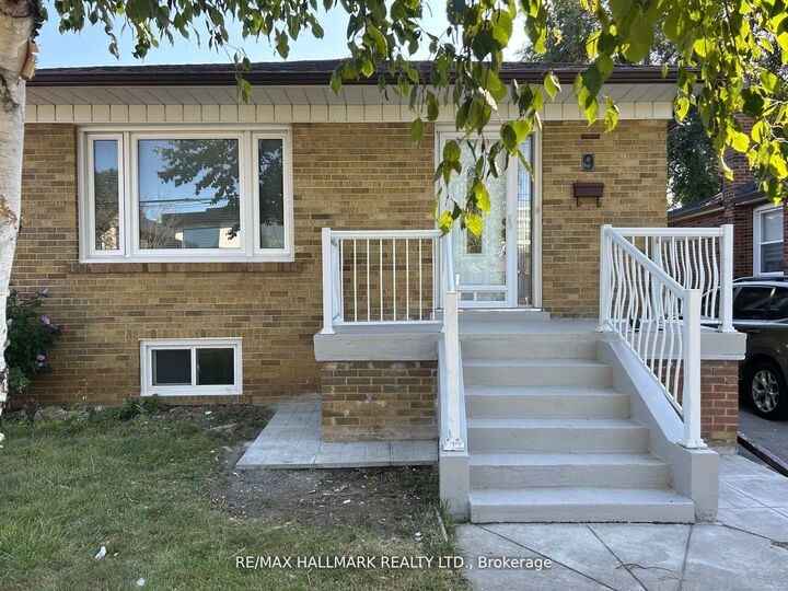 Property Photo:  9 Macleod Street  ON M6L 2M7 