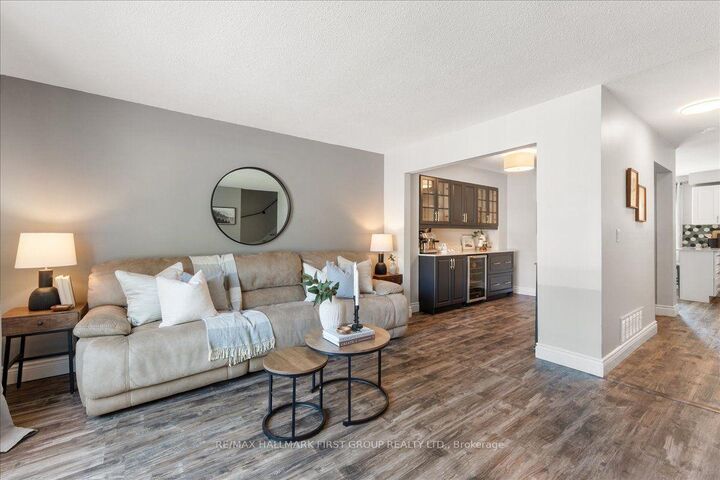 Property Photo:  134 Londonderry Street  ON L1J 6Z3 