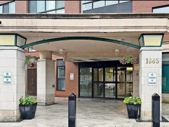 Property Photo: 1665 Victoria Park Avenue Unit 207 ON M1R 5E5