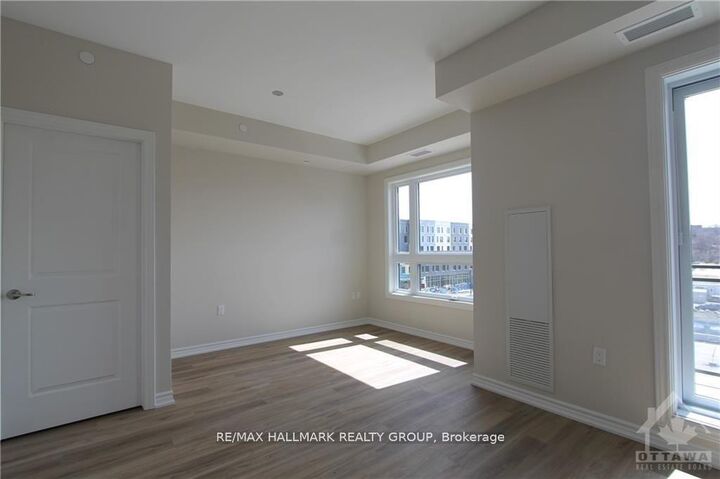 Property Photo:  1350 Hemlock Road 412  ON K1K 5C2 