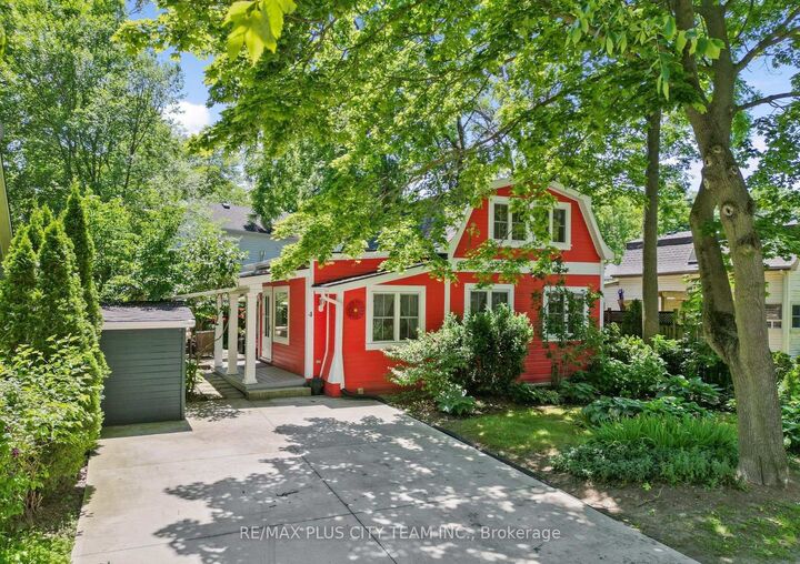 Property Photo:  4 Wyckliffe Avenue  ON L0S 1J0 