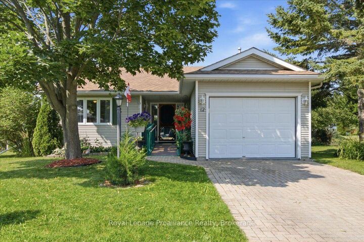 12 Reynolds Place — photo 1