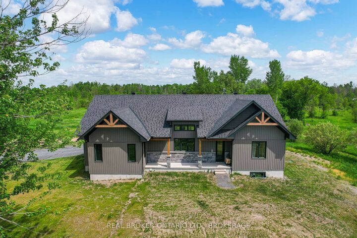 Property Photo:  16119 Eamer Road  ON K0C 1R0 