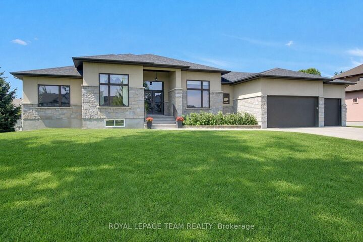 Property Photo:  1801 Cedarlakes Way  ON K4P 1G4 