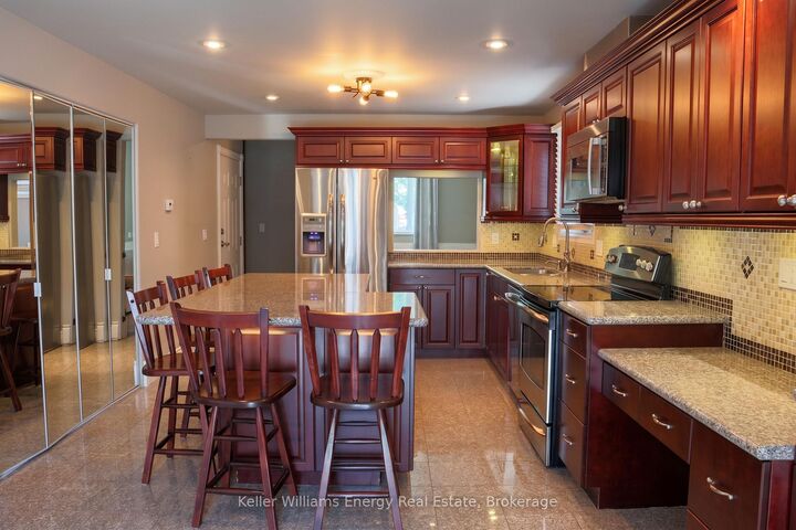 Property Photo:  349 Adelaide Avenue W Unit 1  ON L1J 2R7 