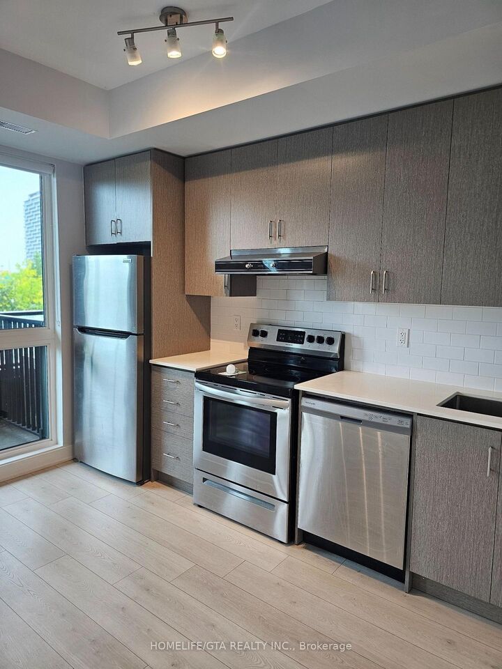 Property Photo:  1709 Bur Oak Avenue 201A  ON L6E 0V7 