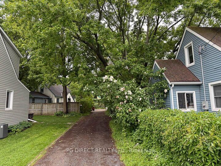 Property Photo: 4 Chapel Street ON K0K 2T0