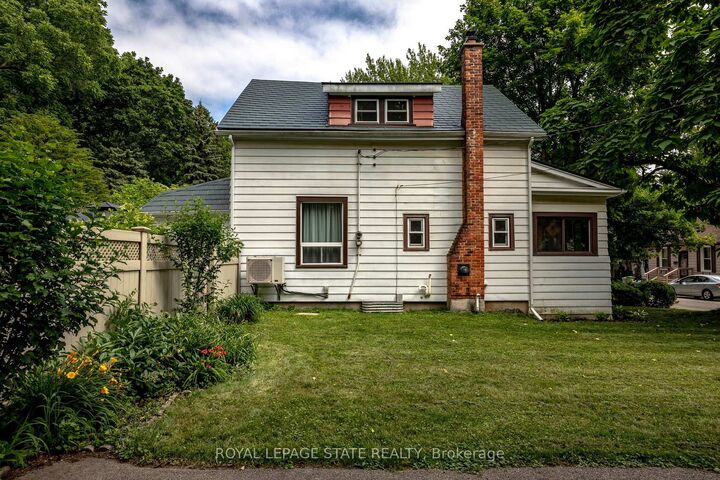 Property Photo:  47 Witherspoon Street  ON L9H 2C4 
