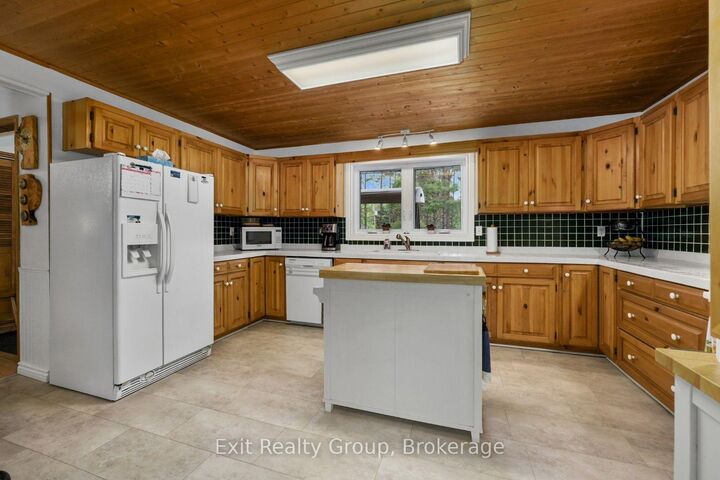 Property Photo: 31 Birchwood Court ON K0L 1Y0