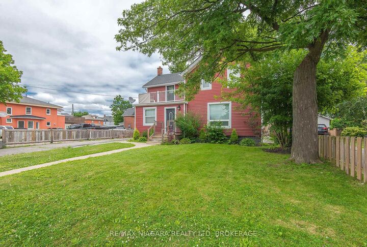 Property Photo: 170 Hellems Avenue E ON L3B 3B4