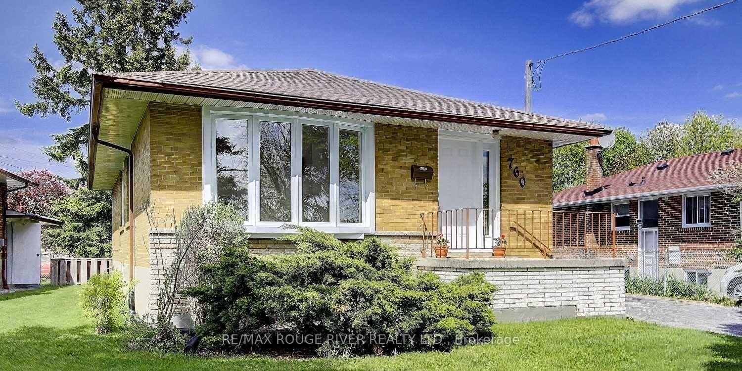 Property Photo: 760 Brimorton Drive ON M1G 2S5