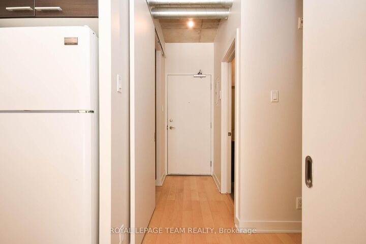 Property Photo: 349 McLeod Street 523 ON K2P 0S1