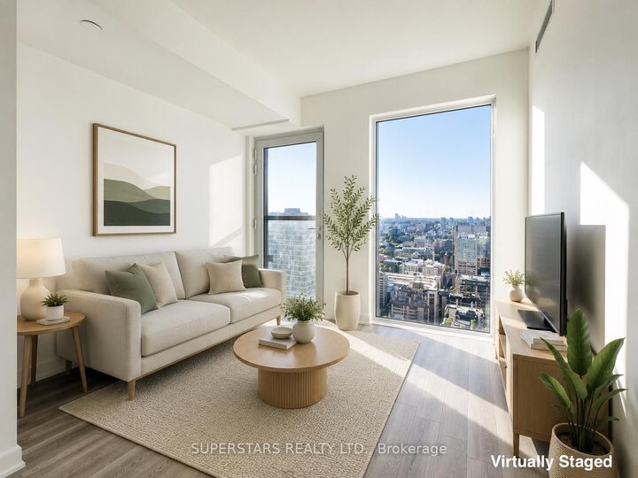 Property Photo:  238 Simcoe Street 3502  ON M5T 0E2 