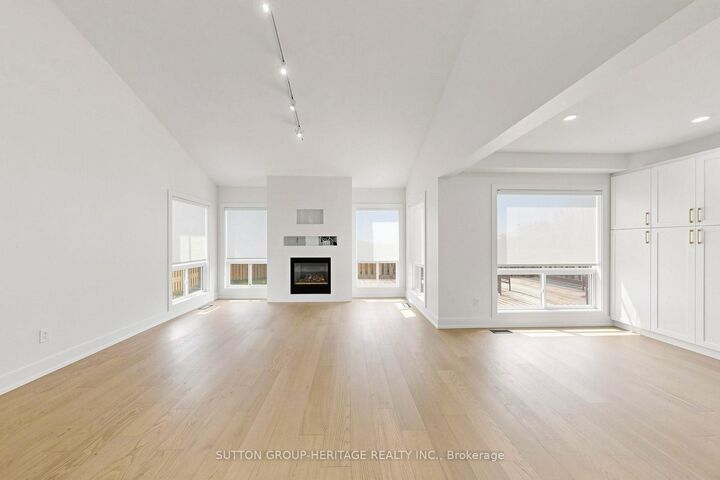 Photo de la propriété:  1 Sherwood Street  ON L9W 5A5 