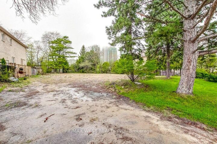 Property Photo:  Part Lot 1 Fairview Road W  ON L5B 1K7 
