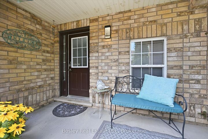 Property Photo:  1411 McDermott Way  ON L9T 6L6 