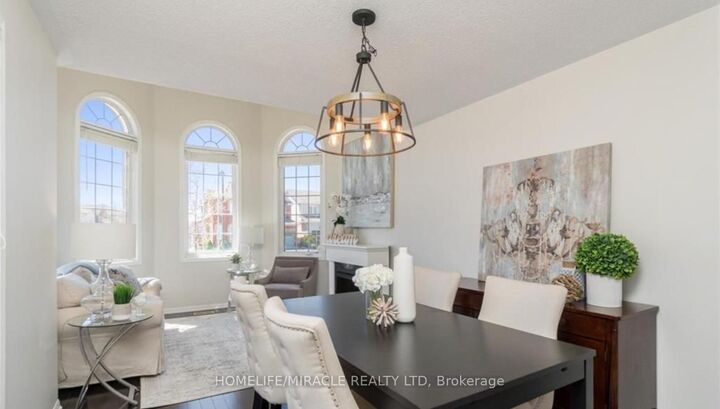 Property Photo: 1009 Savoline Boulevard Upper ON L9T 7B3