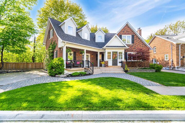 Property Photo:  20 Fleming Avenue  ON L6Y 1K1 