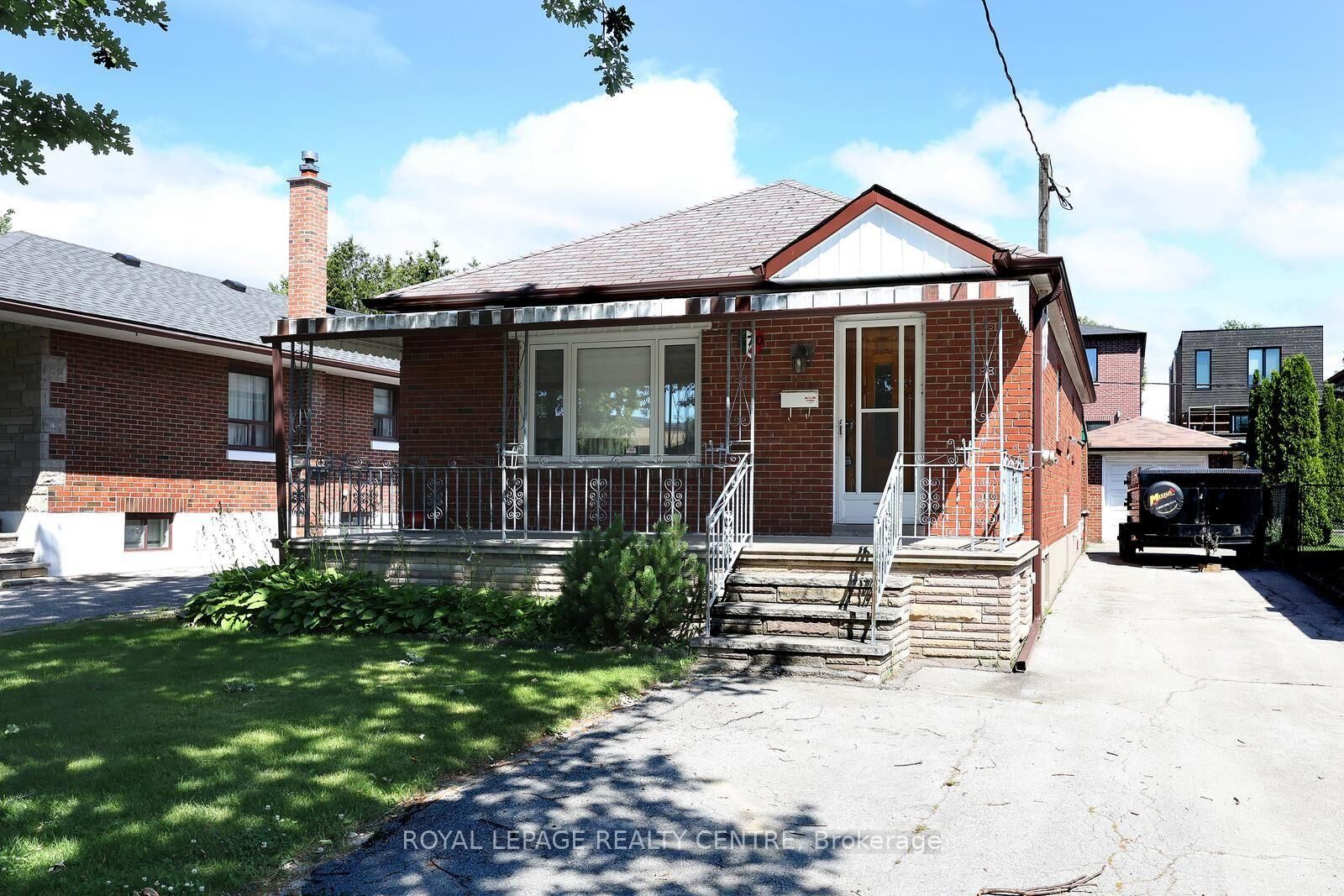Property Photo: 170 Simpson Avenue ON M8Z 1E3
