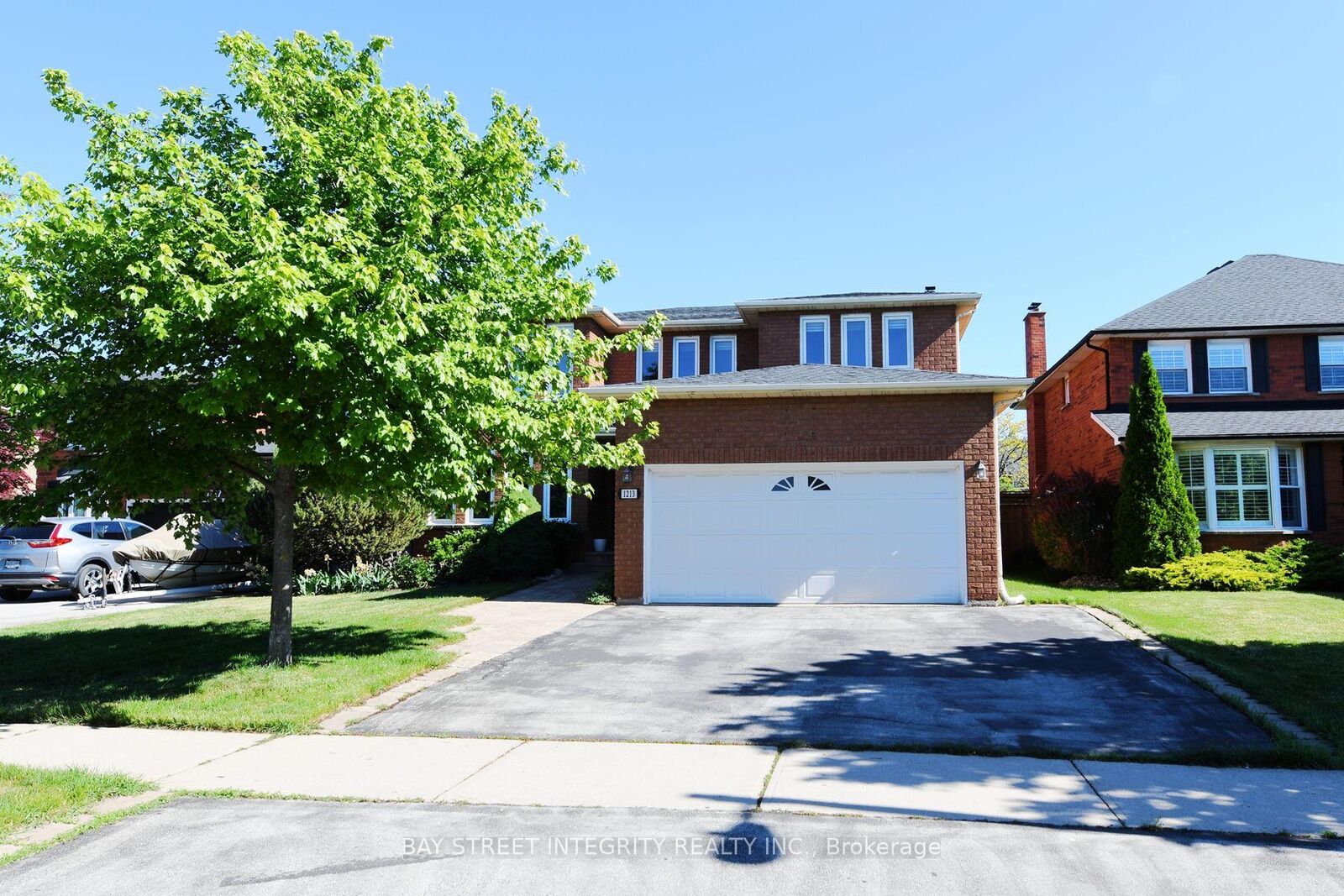 Property Photo:  1213 Rosethorne Road  ON L6M 1H5 