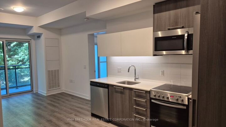 Property Photo:  25 Neighbourhood Lane 208  ON M8Y 0C4 