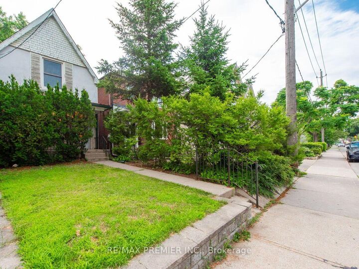 Property Photo: 269 Windermere Avenue ON M6S 3K4