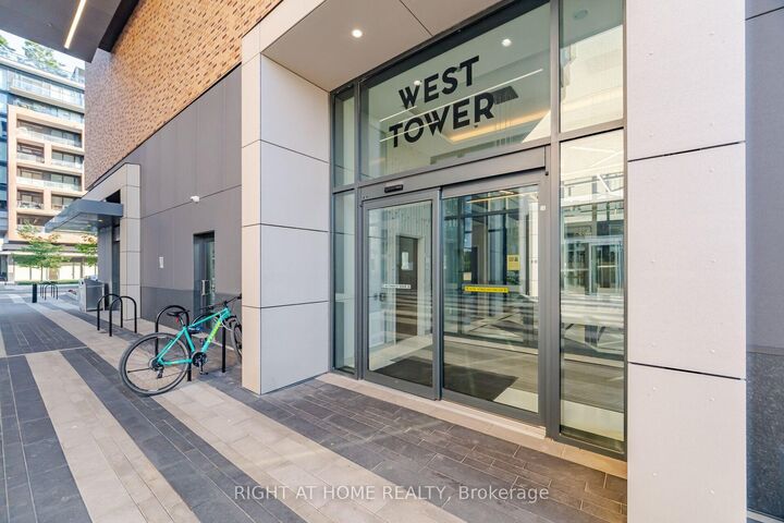 Property Photo:  100 Eagle Rock Way 714  ON L6A 5B9 