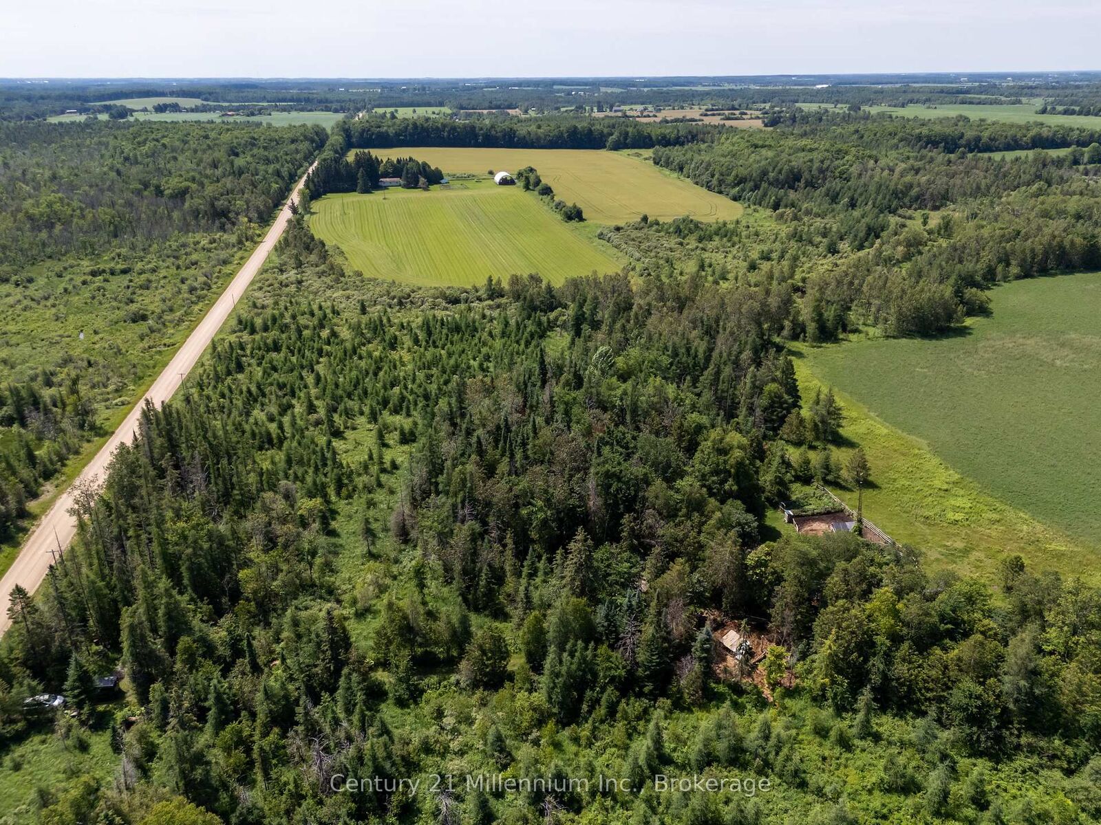 Property Photo:  612608 Sideroad 61 N/A  ON N0G 2A0 
