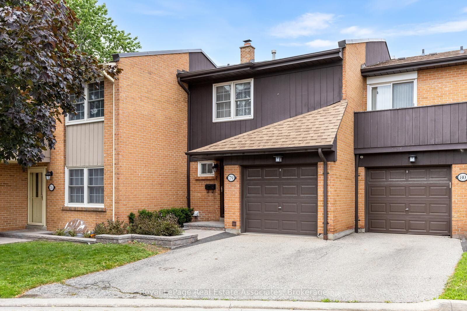 Property Photo:  1951 Rathburn Road E 79  ON L4W 2N9 
